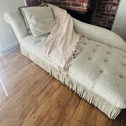 Chaise Lounge Chair Indoor