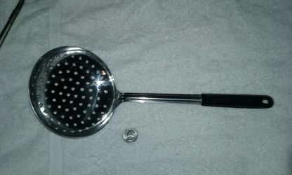 Lg straining ladle