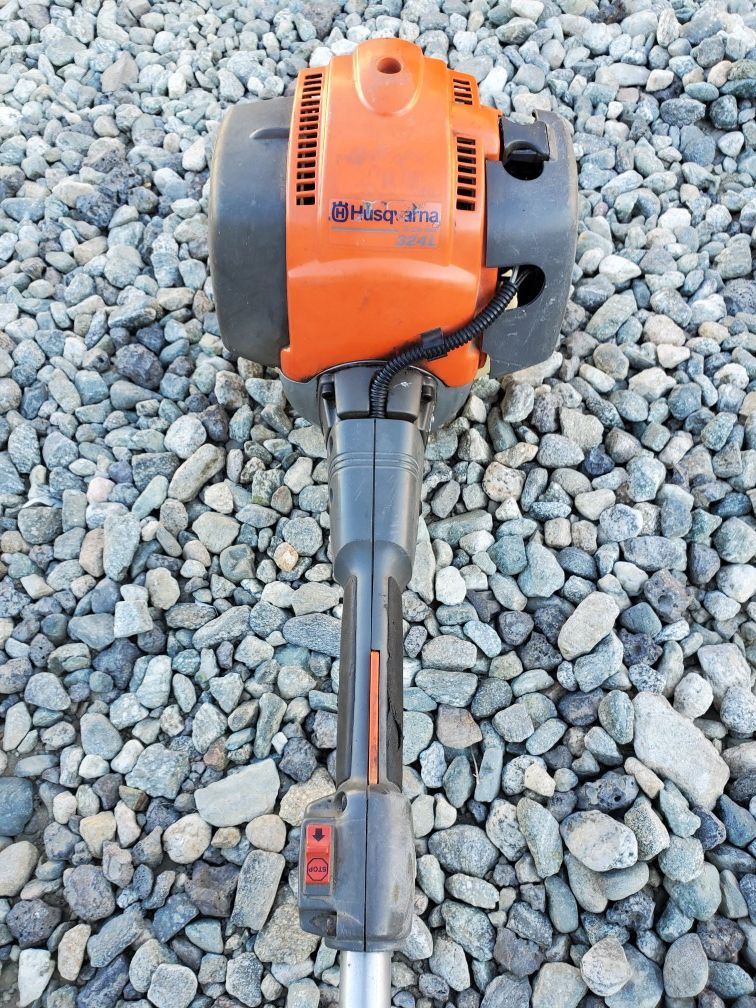 Husqvarna 324L 4 stroke brush trimmer weed wacker