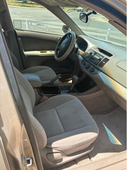 Toyota Camry le
