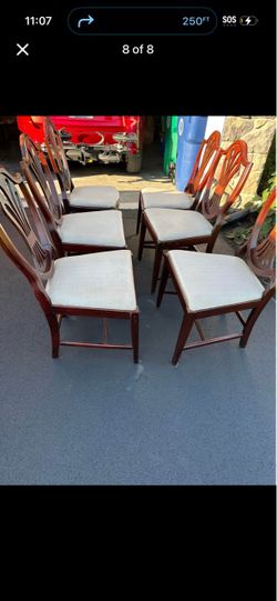 Set of 6 Mahogany Hepplewhite Dining Chairs
