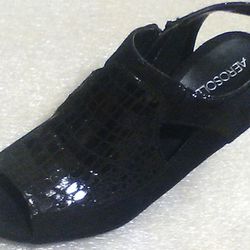 Black Aerosoles Women's Ladies Shoes - Size 6.5M with 3” Heels, Side-Zip Closure, Fabric Upper and Balance Man Made Materials in Excellent Condition
