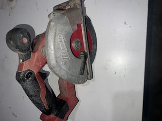Milwaukee M18 Saw