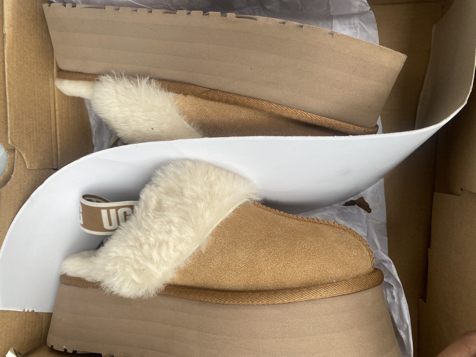 Ugg Shoes Women Size 8 $80