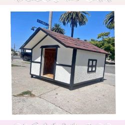 Dog Houses and Kennels - Comfort Combined with Durability one thing