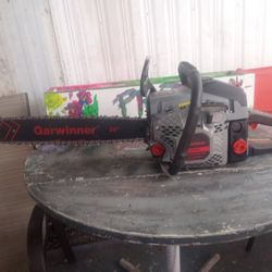 Gardiner Chainsaw