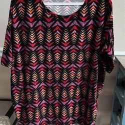 Womens LuLaRoe Blouse size Medium just $5 xox