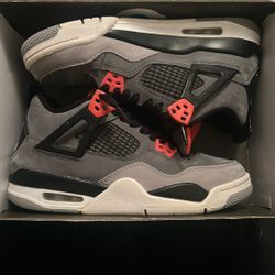 Jordan 4s