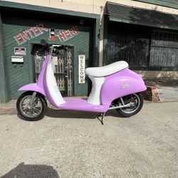 Razor Pocket Mod Miniature Euro-Style Electric Scooter - Betty Purple