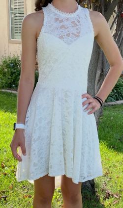 Semi Formal Lace Dress (Homecoming)