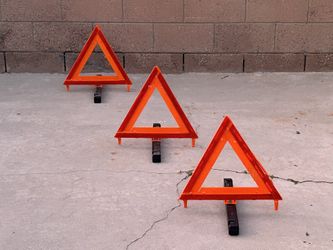 Reflective Warning Triangle Set 