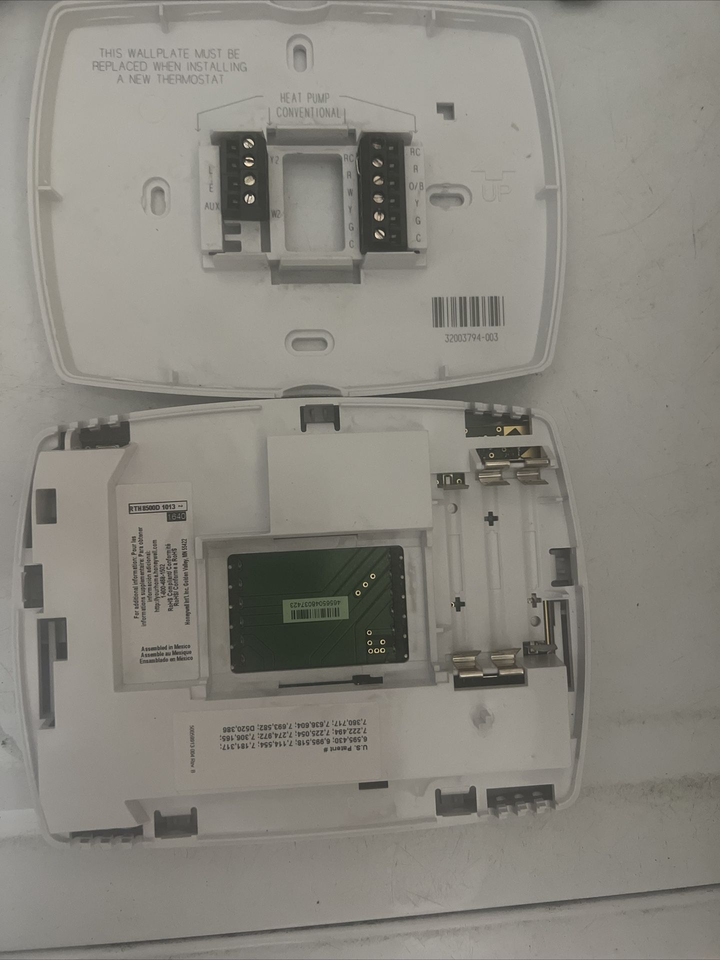 Honeywell RTH8500D 1013 Day Touchscreen Programmable Thermostat