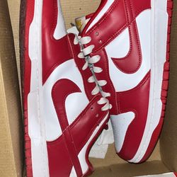 Nike Dunks Red/white