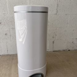 Munchkin Diaper Pail