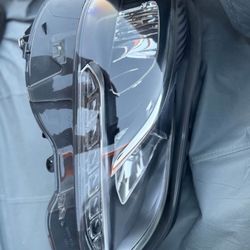 Mercedes Benz Headlight