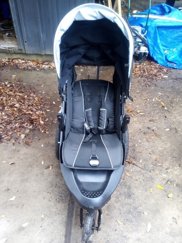 Jeep HydroSport Joggers Stroller