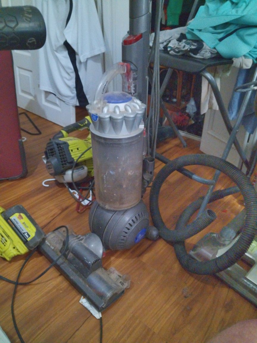 Dyson Animal Pro Upright