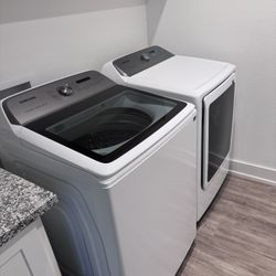 SAMSUNG Washer And Dryer Set