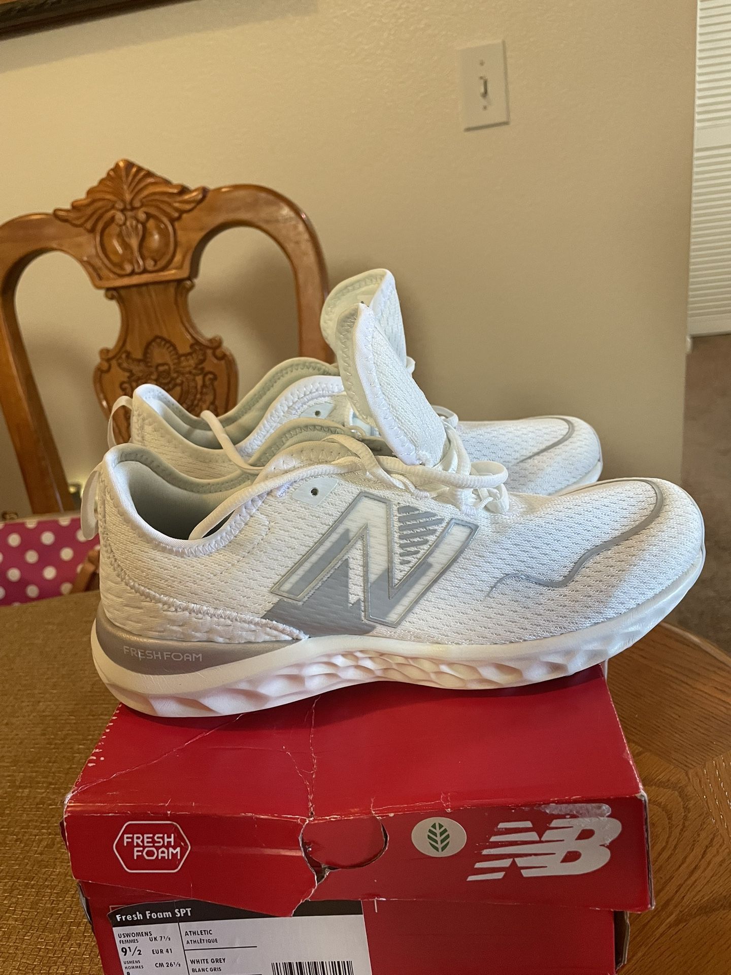 New Balance Women’s  Size 9.5 Running Shoes 
