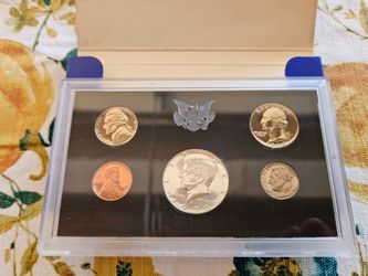 1970 US Proof Set - Kennedy Half is 40% Silver!