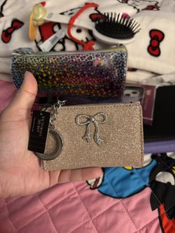 Vs Bow Wallet