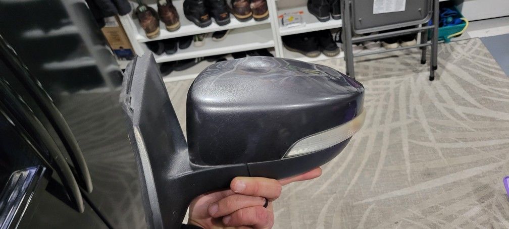 2012 - 2018 Ford Focus Front Driver Door Parts