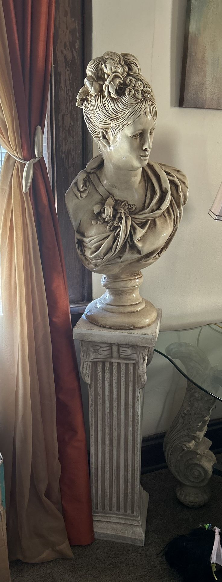 Statue
