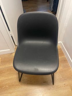 (3) MUTTO CHAIRS