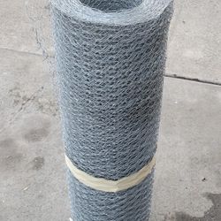 Chicken Wire Roll 36-in Tall 