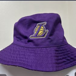 Lakers Hat & Lakers Pillow