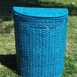 Hamper With Liner, See 2 Pics