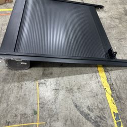 Bed Cover Retractable For 2015-2022 GMC Canyon