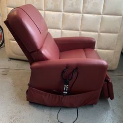 Relax The Back Motorized Lift Recliner 