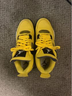 Jordan 4 lightning