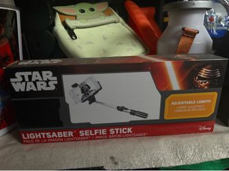 Star Wars Lightsaber selfie stick