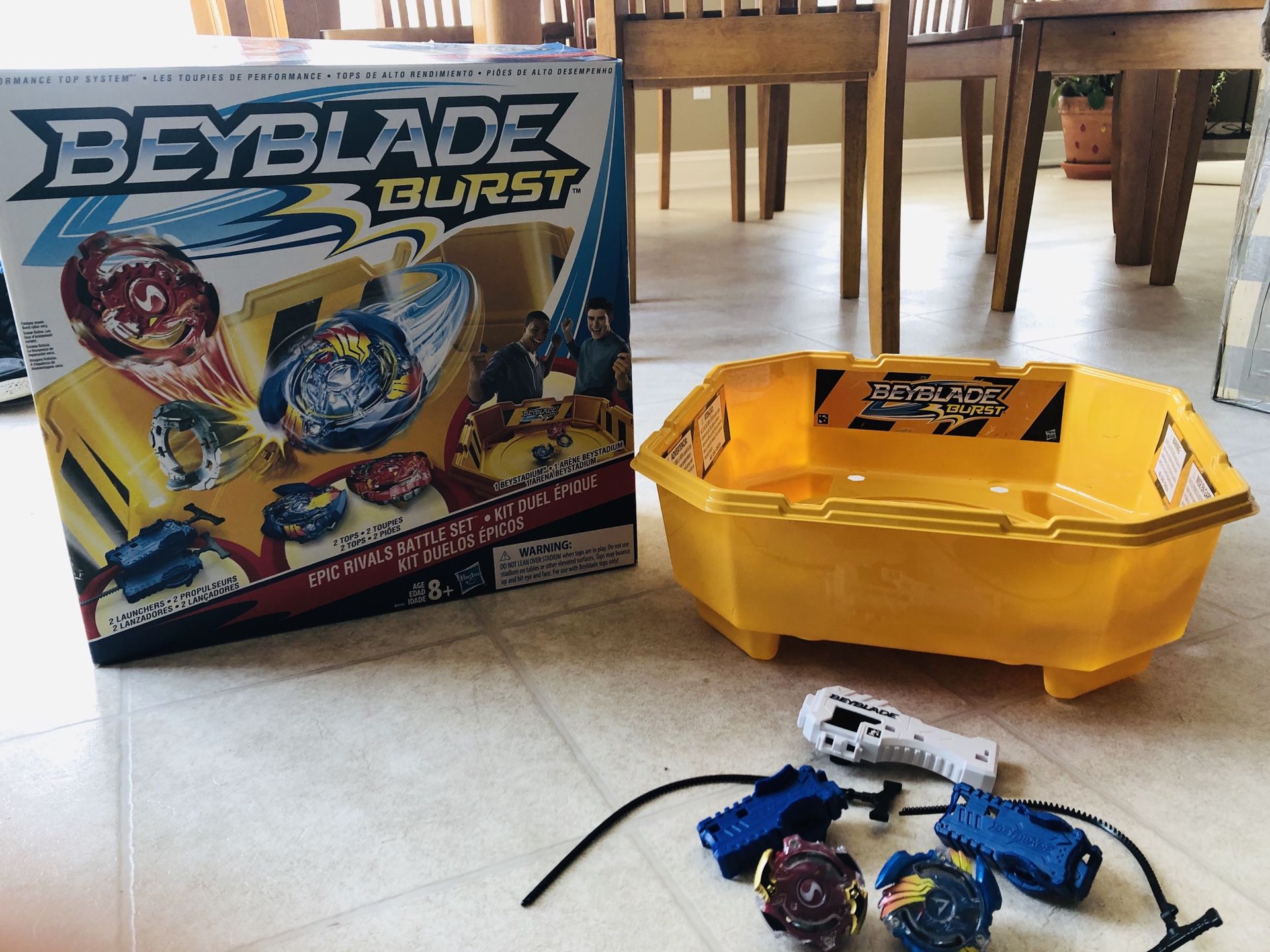 Beyblade - Kit De Duelos Épicos - Pronta Entrega