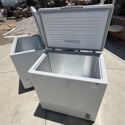 Refrigerator/freezer Midea