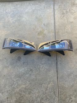 Chevy Express Aftermarket Headlights – Pair