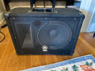 Yamaha BR-12m  Monitor/Stage Speaker