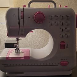 Beginner Pink Sewing Machine