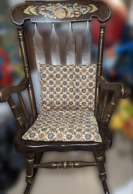 Vintage, Old Style Solid Wooden Rocking Chair, Excellent Condition