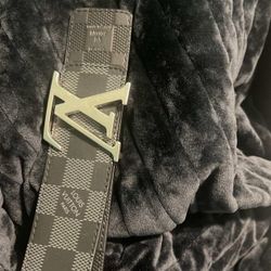 Louis vutton belt