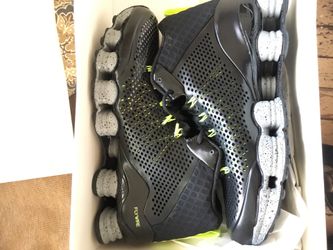 Nike sneakers brand new