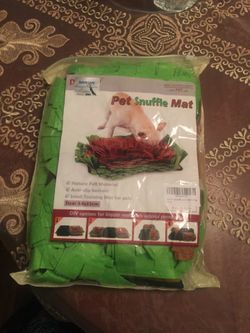 Pet Snuffle Mat. Perfect for Christmas gift for your pets
