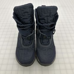 Chaco Women's Borealis Quilt Waterproof Snow Boot - SIZE 6