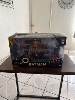 McFarlane Batman Animated Series Gold Label Figure