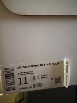 Nike air zoom tempo next% fly ease