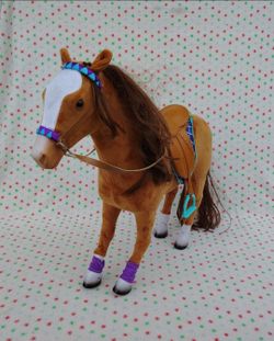 GIRL FRIENDS 18" POSEABLE HORSE