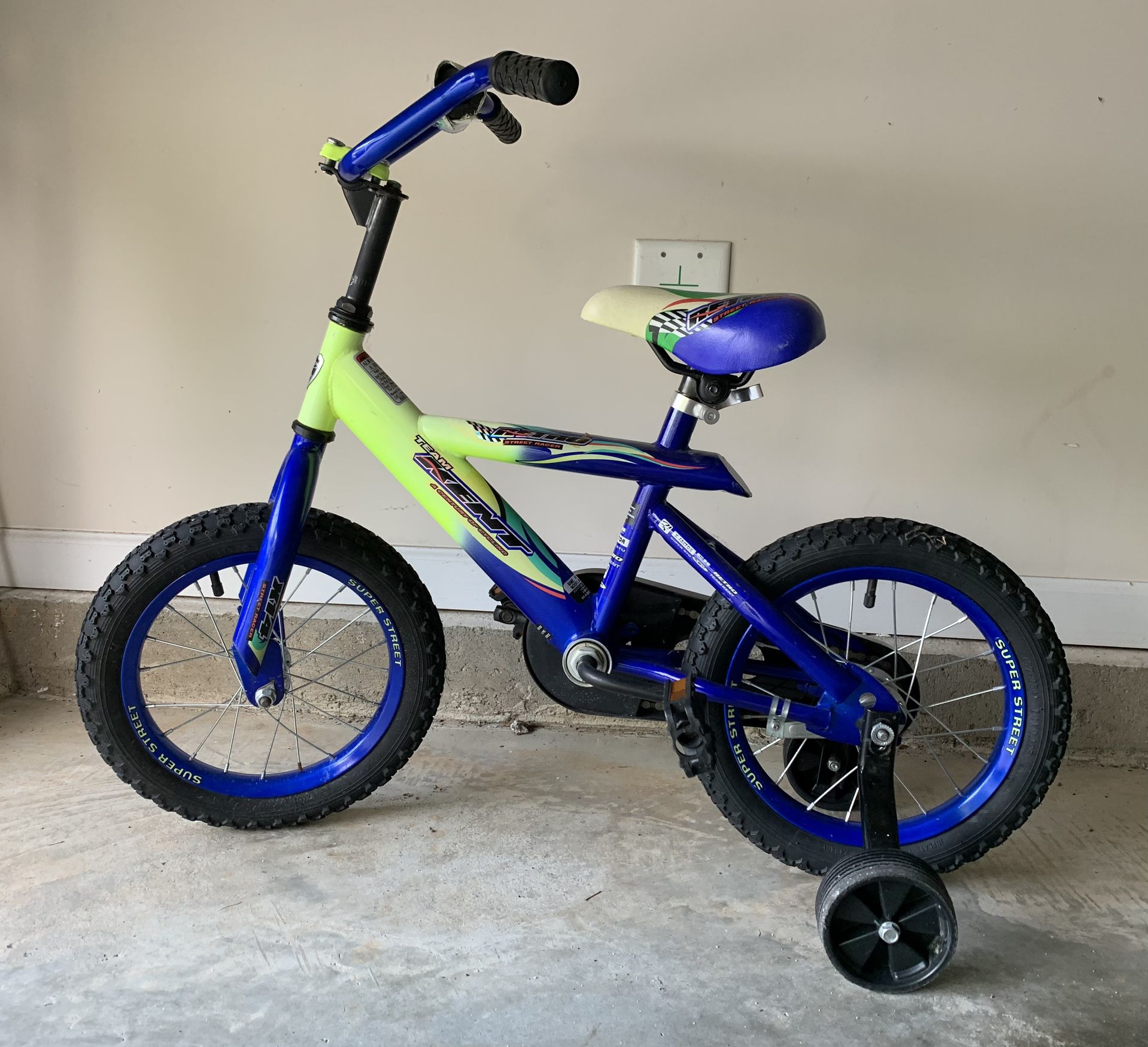 Kids Bicycle with Training Wheels