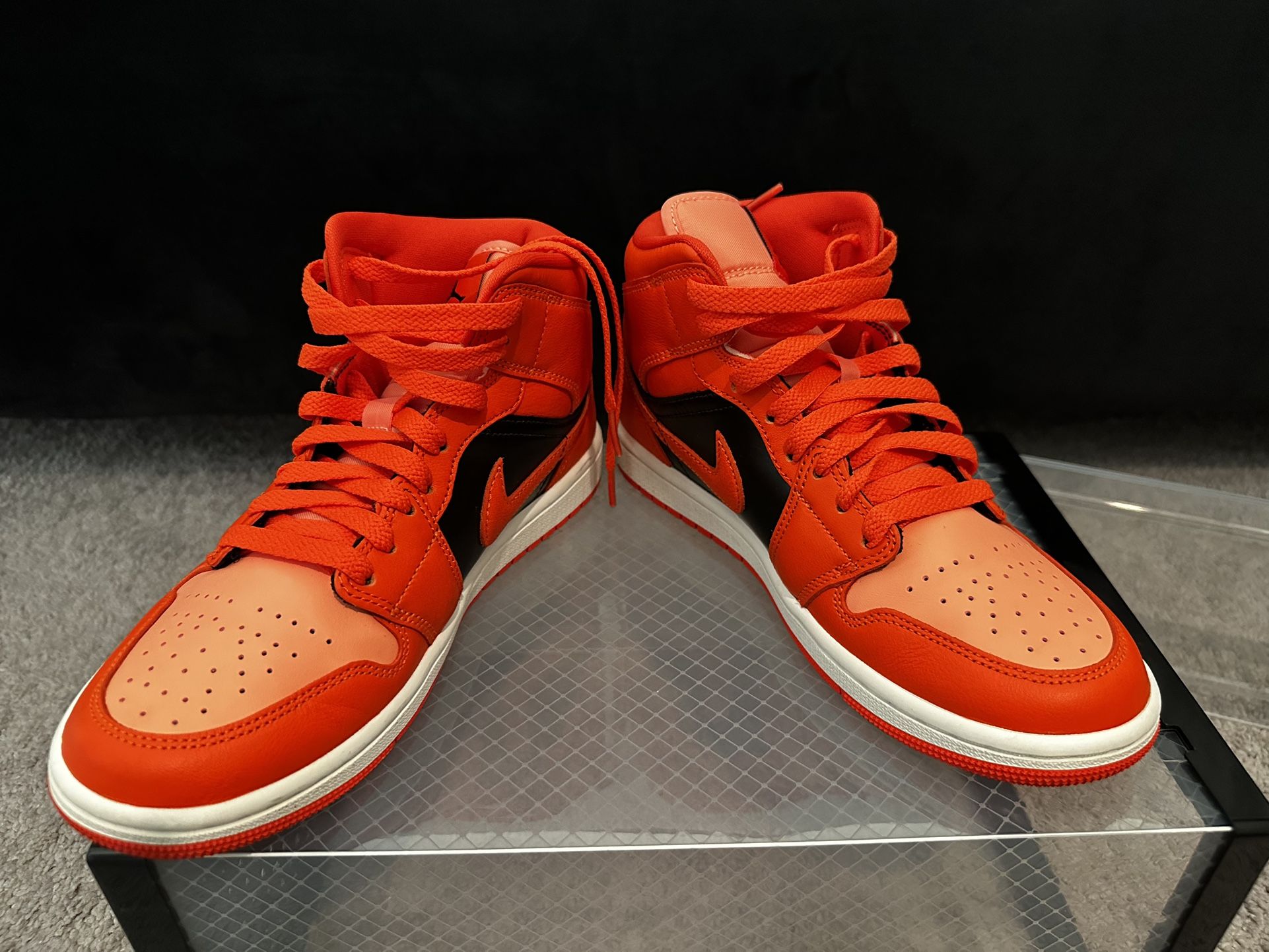 Nike Air Jordan 1